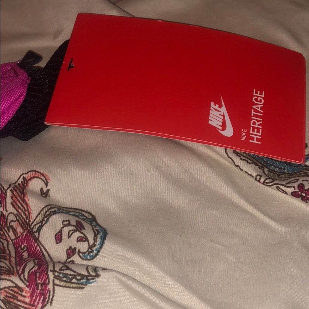 Nike Fanny Pack - Picture 3 of 5